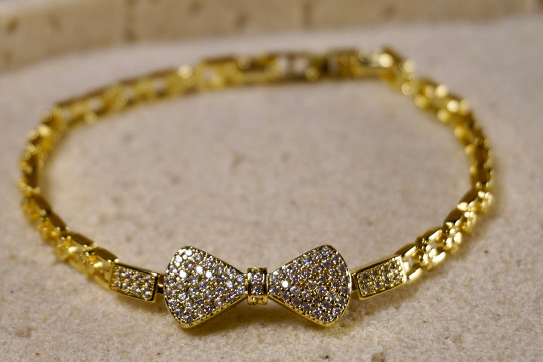 BRAZALETE DE LAZO COLOR ORO